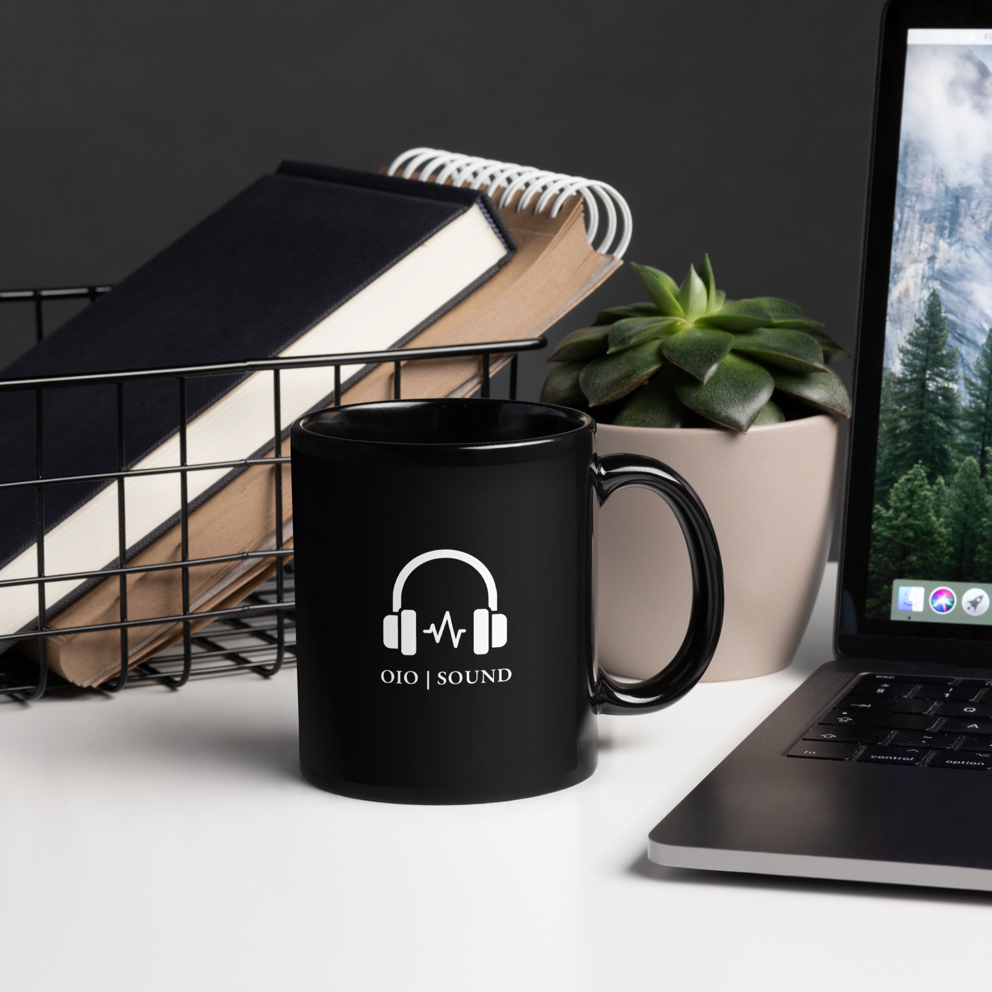 OIO | SOUND BLACK GLOSSY MUG