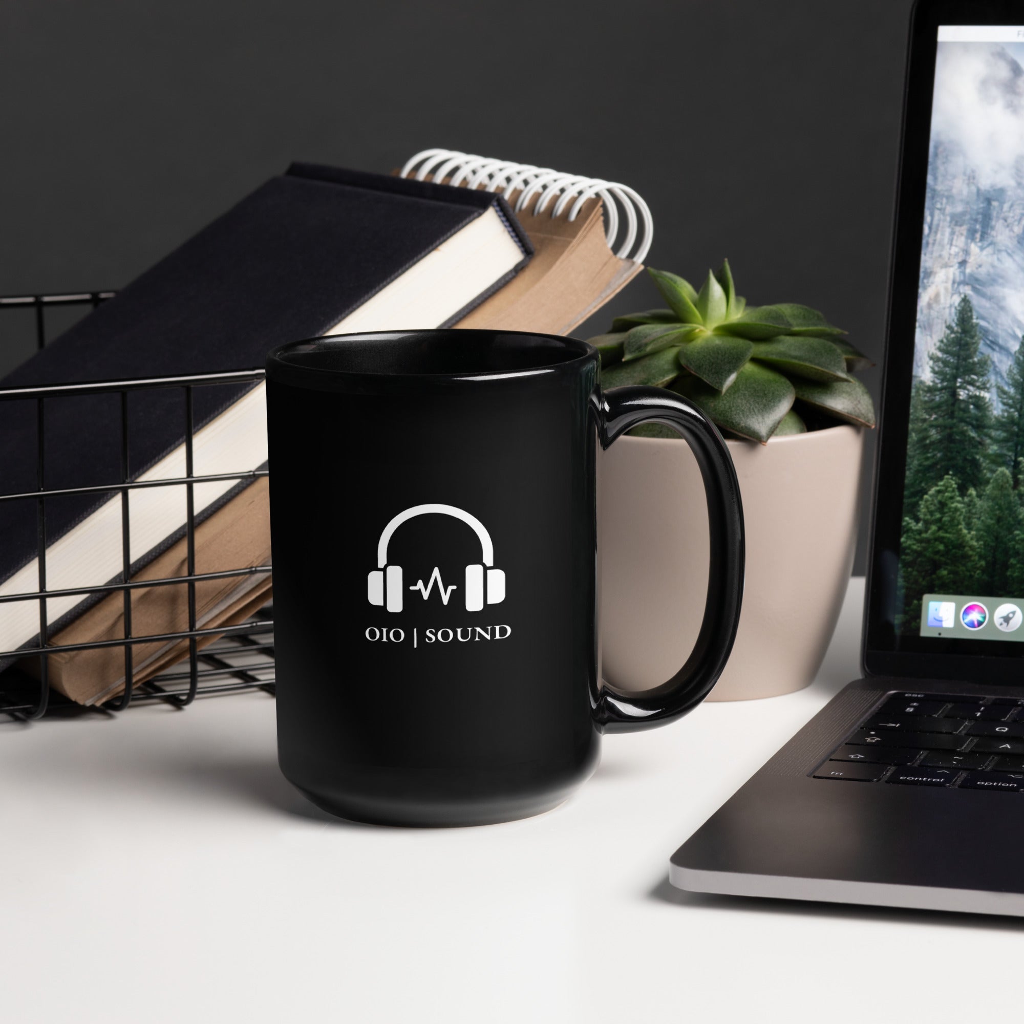 OIO | SOUND BLACK GLOSSY MUG