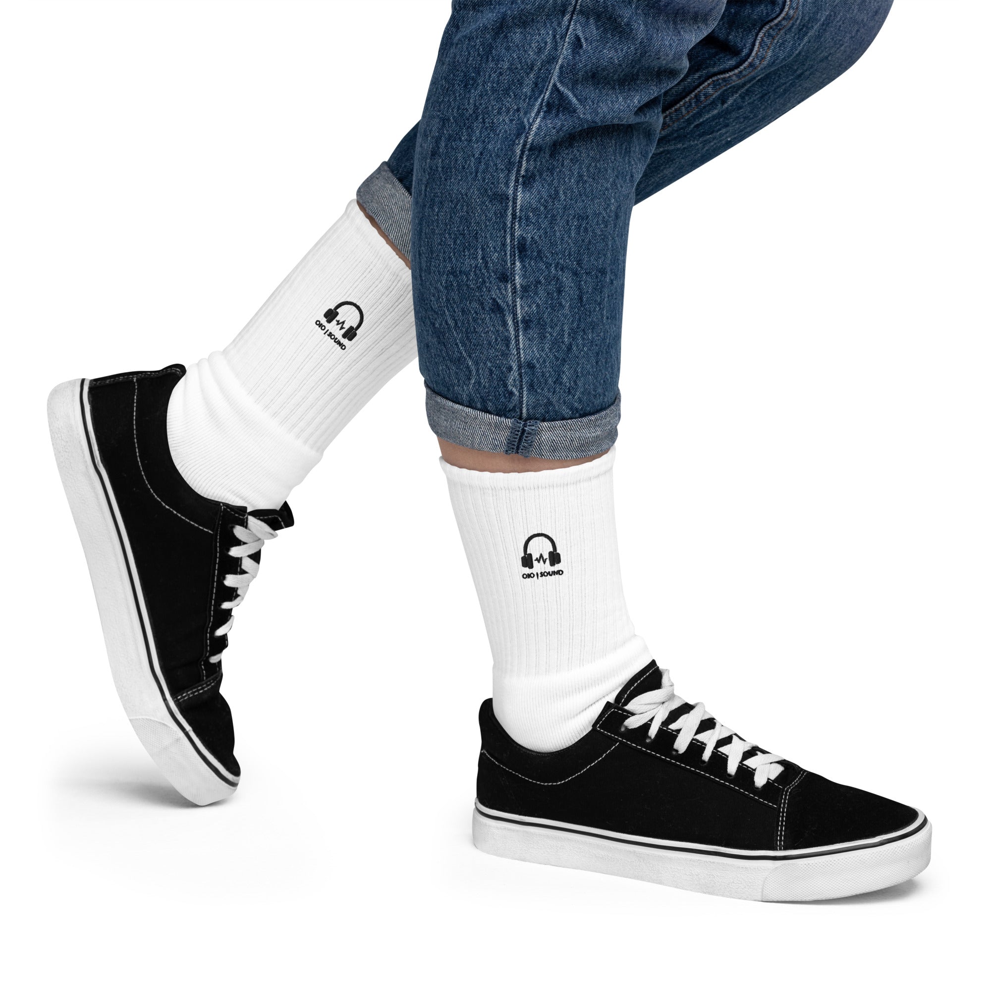 OIO | SOUND EMBROIDED SOCKS